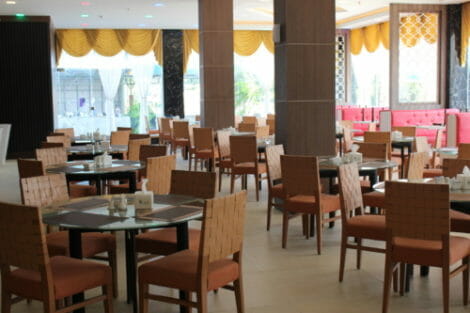 Golden Bay Hotel Batam Restaurant