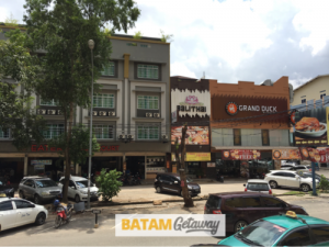 I Hotel Baloi Batam - Shophouses Opposite Hotel