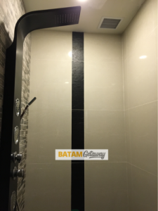 I Hotel Baloi Batam - Shower Room 2