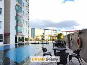 Batam BCC Hotel Swimming pool 2