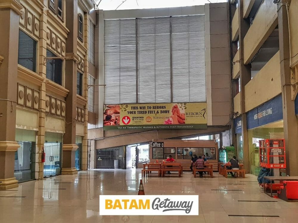 Reborn batam review location