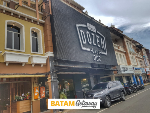 One Dozen Cafe Batam Indonesia Exterior