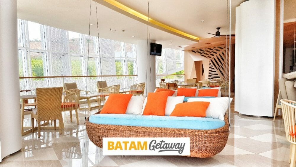 Harris Barelang Resort Batam Restaurant (2)