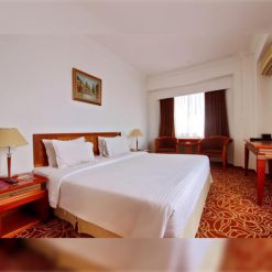 Grand Eska Hotel Batam Package superior-balcony-room